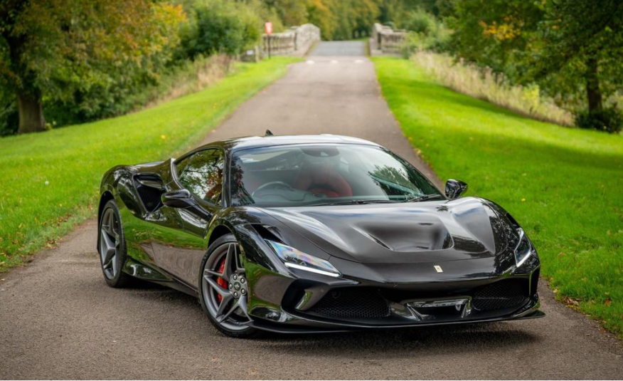 Ferrari F8 Tributo