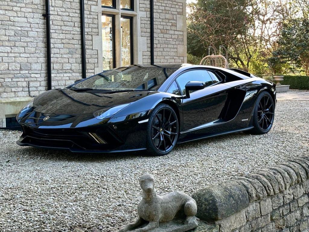 Lamborghini Aventador