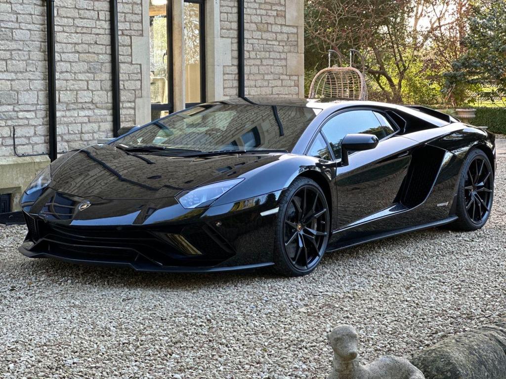 Lamborghini Aventador
